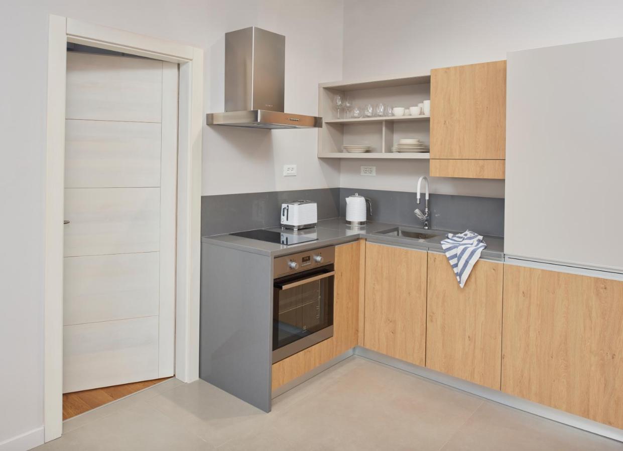 Eol Apartments Сплит Экстерьер фото